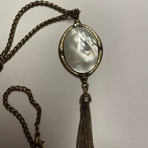 Rock pendant necklace